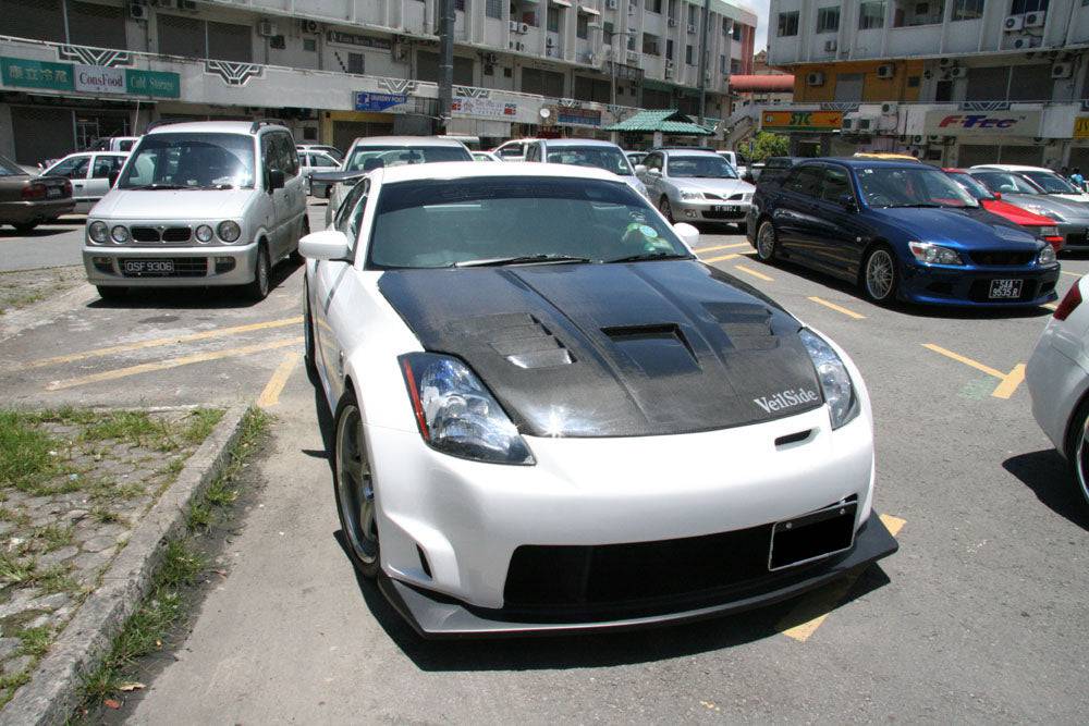 2003-2005 Nissan 350Z VT Style Hood – Carbonado Aero