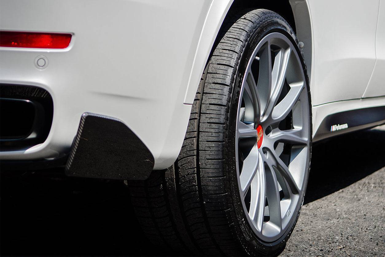 2014-2018 BMW X5 F15 MP Style Carbon Fiber Rear Cap Splitters (MT ONLY) - Carbonado