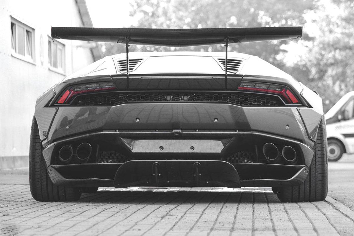 2015-2020 Lamborghini Huracan LP610 DE Style Rear Diffuser - Carbonado