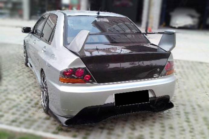 2003-2006 Mitsubishi Evo 7/8/9 OE Style Carbon Fiber Trunk - Carbonado