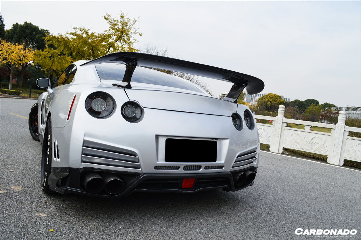 2012-2016 Nissan GTR R35 DBA VA Style Rear Diffuser w/ Caps - Carbonado Aero