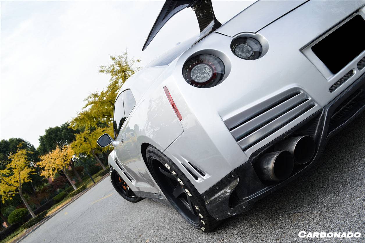 2012-2016 Nissan GTR R35 DBA VA Style Rear Diffuser w/ Caps - Carbonado Aero