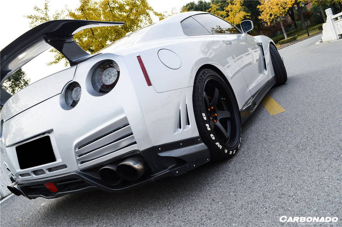 2012-2016 Nissan GTR R35 DBA VA Style Rear Diffuser w/ Caps - Carbonado Aero
