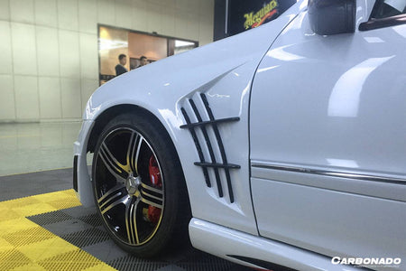 2001-2007 Mercedes Benz W203 C Class WI Style Fender - Carbonado