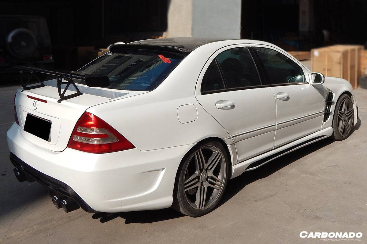 2001-2007 Mercedes Benz W203 C Class WI Style Side Skirts - Carbonado Aero