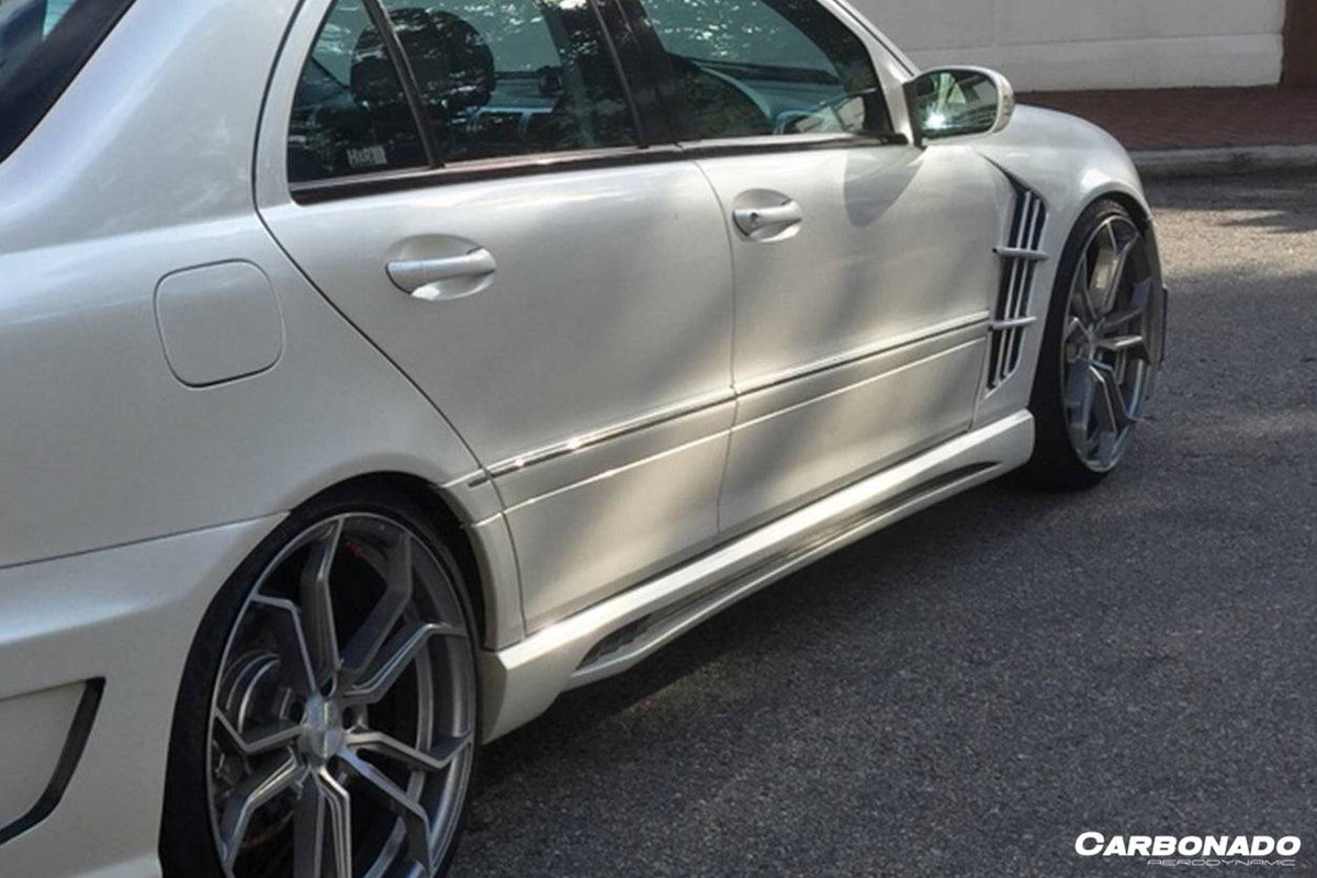 2001-2007 Mercedes Benz W203 C Class WI Style Side Skirts - Carbonado Aero