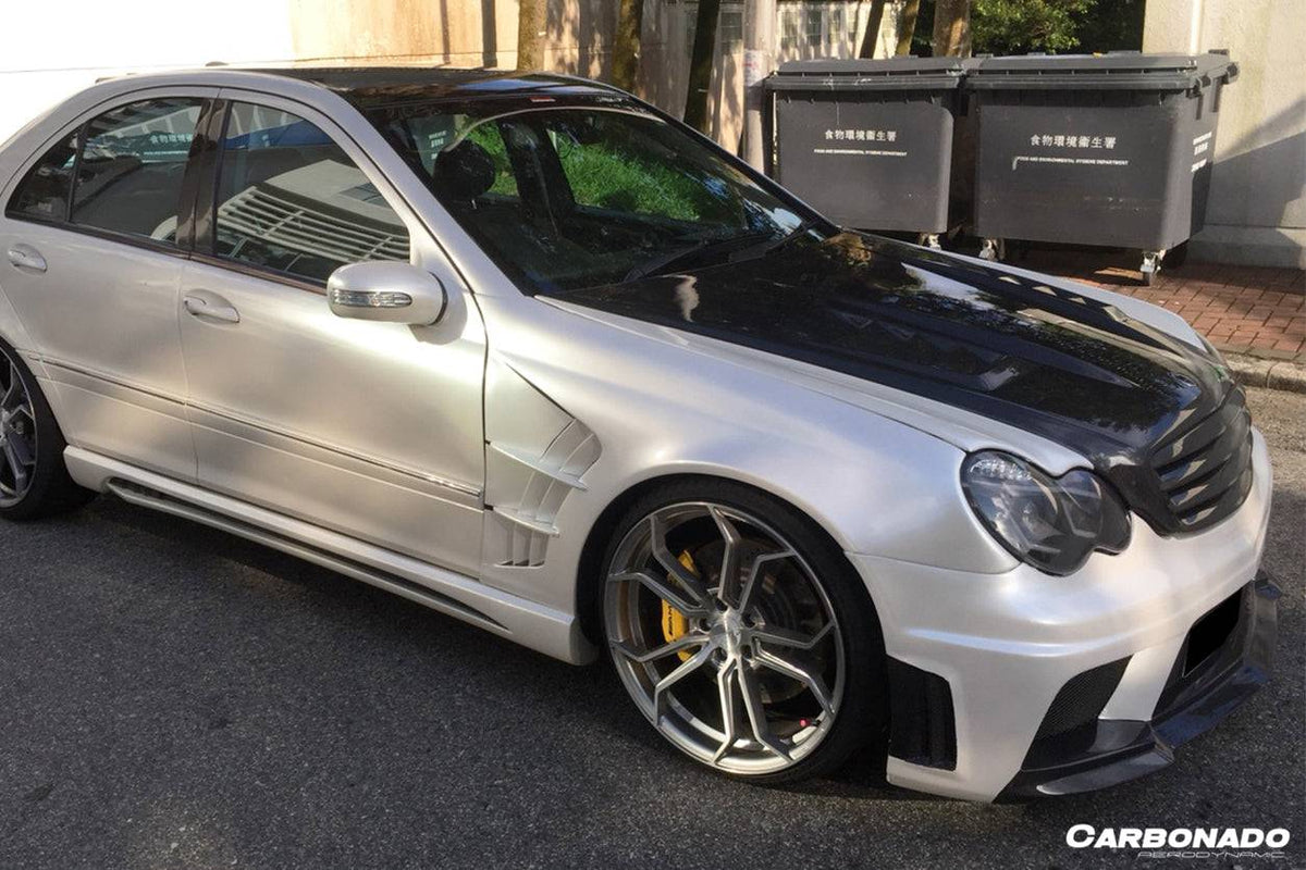 2001-2007 Mercedes Benz W203 C Class WI Style Side Skirts - Carbonado Aero