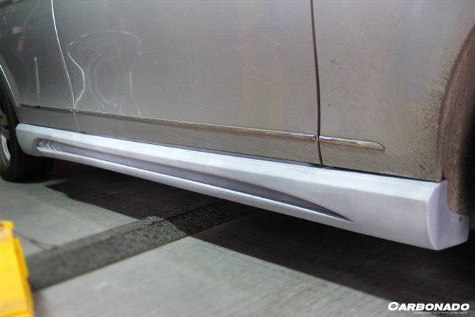 2008-2014 Mercedes Benz W204 C Class DE Style Side Skirts - Carbonado Aero