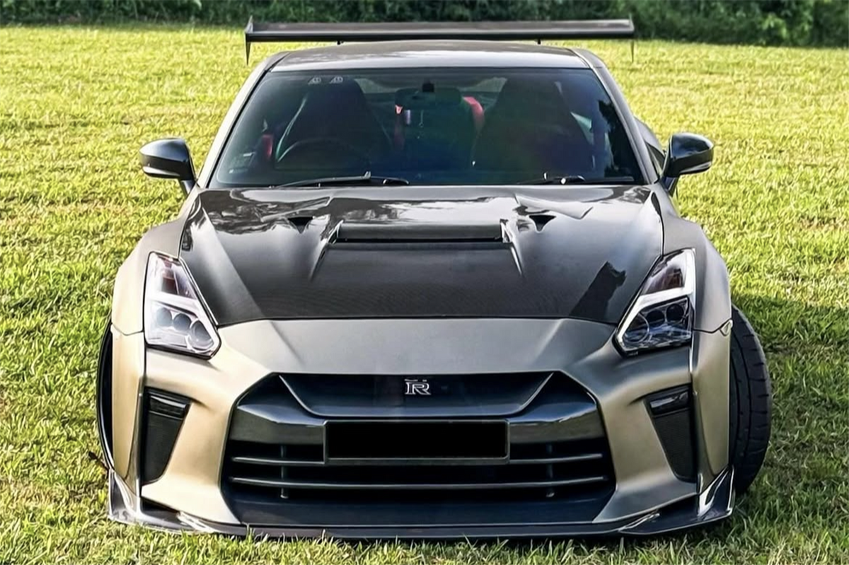 2009-2016 Nissan GTR R35 CBA & DBA VA Style Carbon Fiber Hood - Carbonado