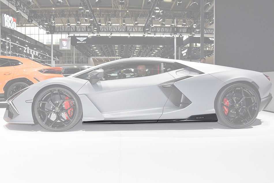 2023-UP Lamborghini Revuelto OE Style Autoclave Carbon Fiber Side Skirts