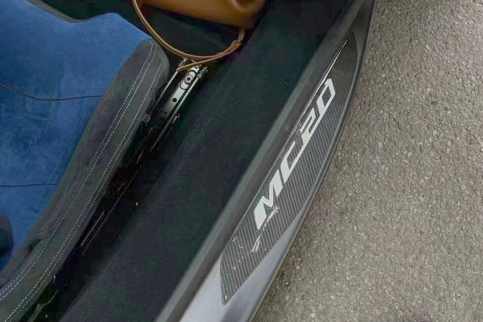 Canards delanteros de fibra de carbono DRY estilo OEM Maserati MC20 2020-UP