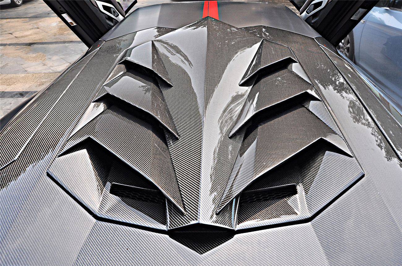 2011-2016 Lamborghini Aventador LP700 Coupe DM Style Carbon Fiber Engine Trunk - Carbonado