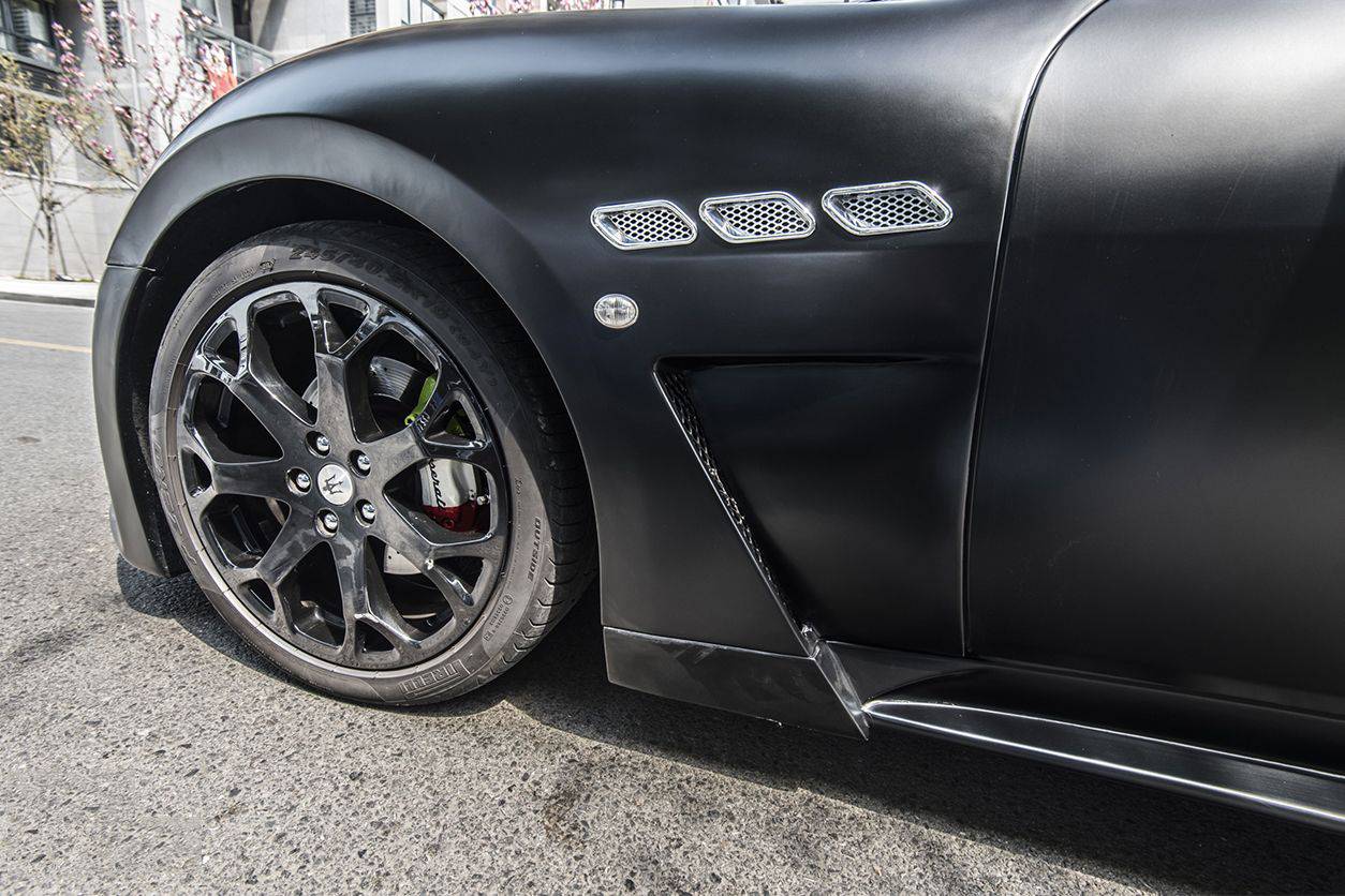 LB-WORKS MASERATI GranTurismo - Liberty Walk | リバティー