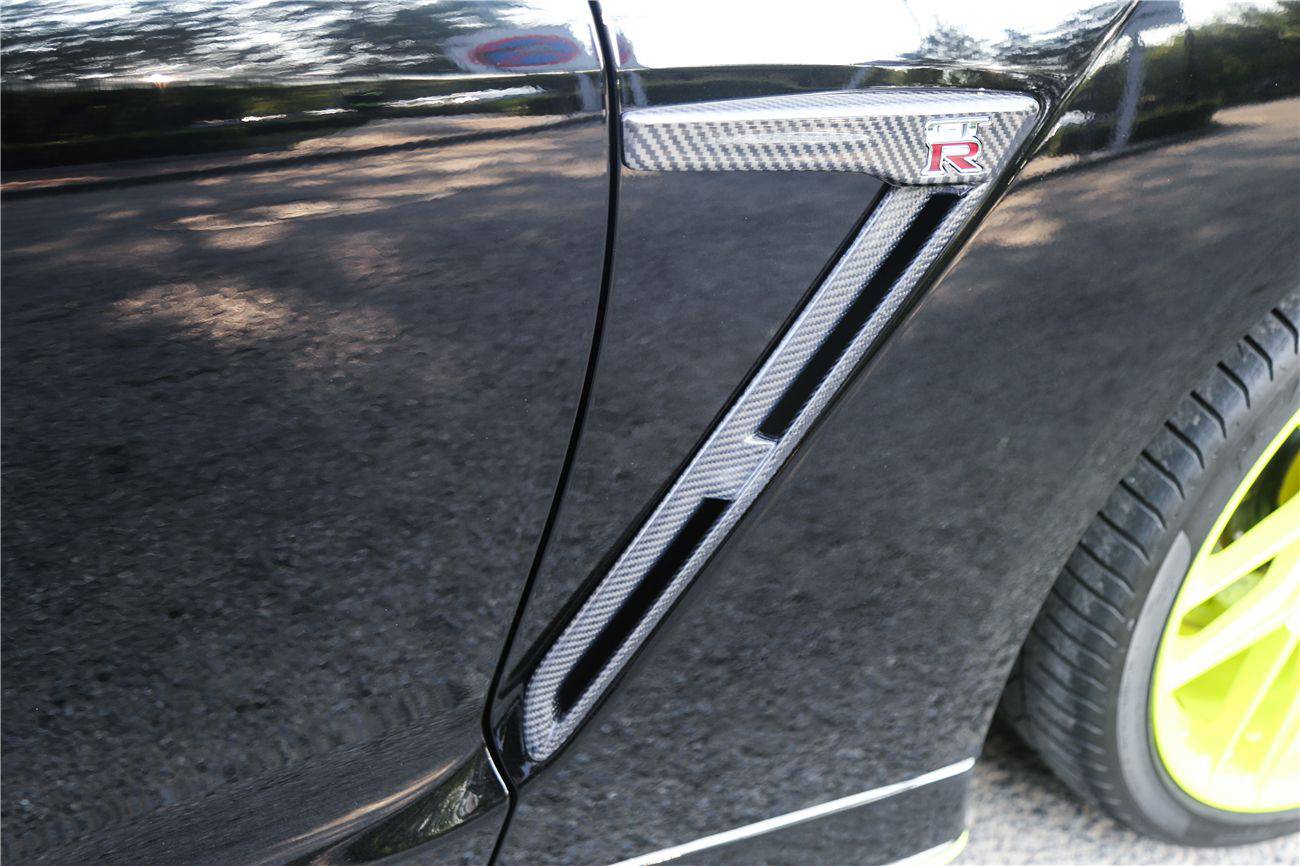 2008-2022 Nissan GTR R35 CBA/DBA/EBA OEM Style Carbon Fiber Fender Vents - Carbonado