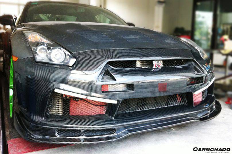 2008-2016 Nissan GTR R35 CBA/DBA LP Style Front Bumper - Carbonado Aero